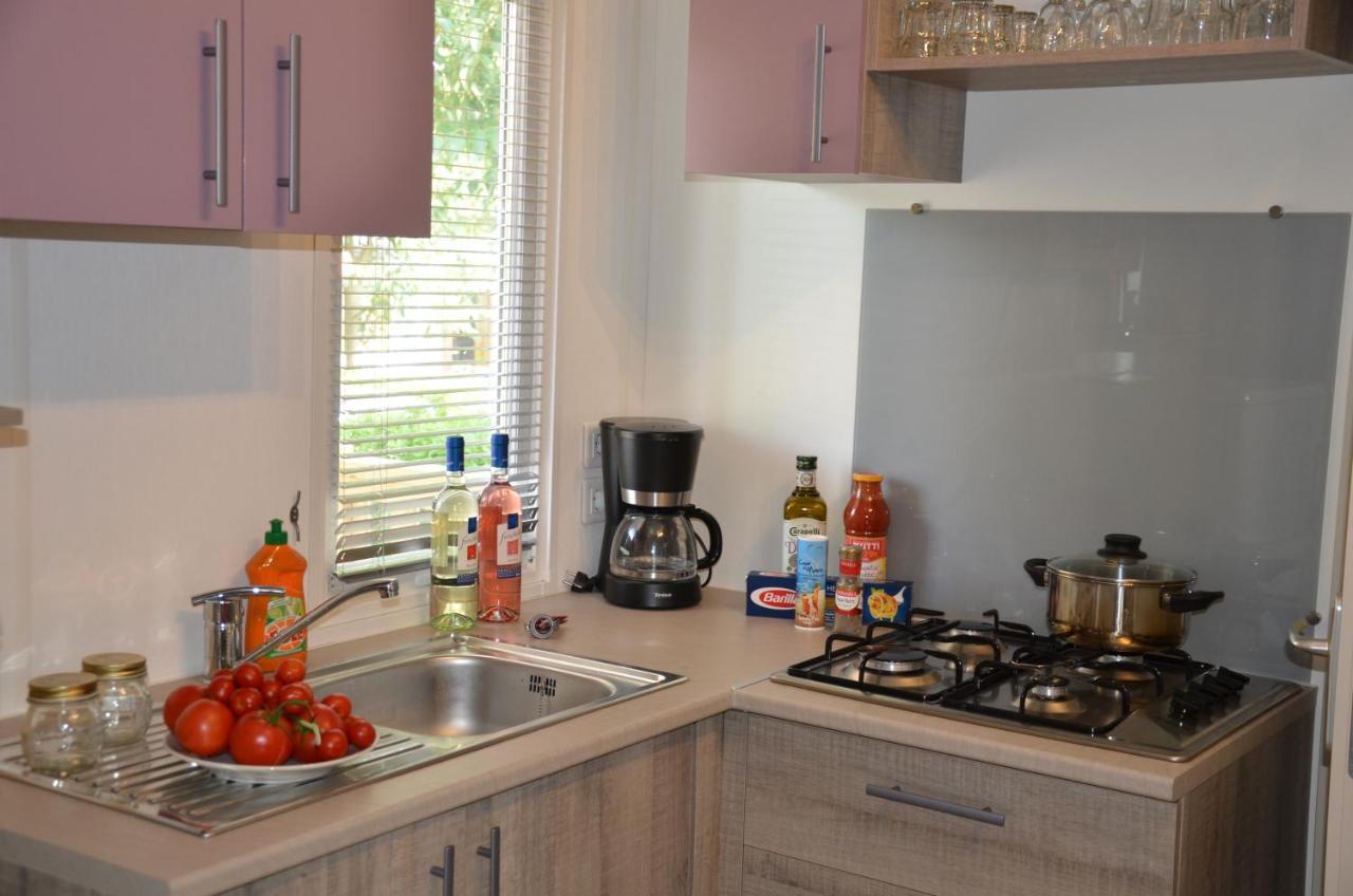 Happy Camp Mobile Homes In Camping Senia Cala Canyelles Льорет-де-Мар Экстерьер фото